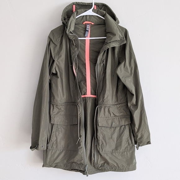 🌿MOUNTAIN HARDWEAR JACKET🌿 - Picture 2 of 11